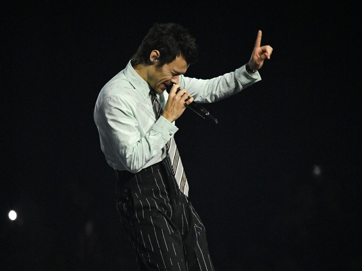 Harry Styles remains at number one on album chart for a second week