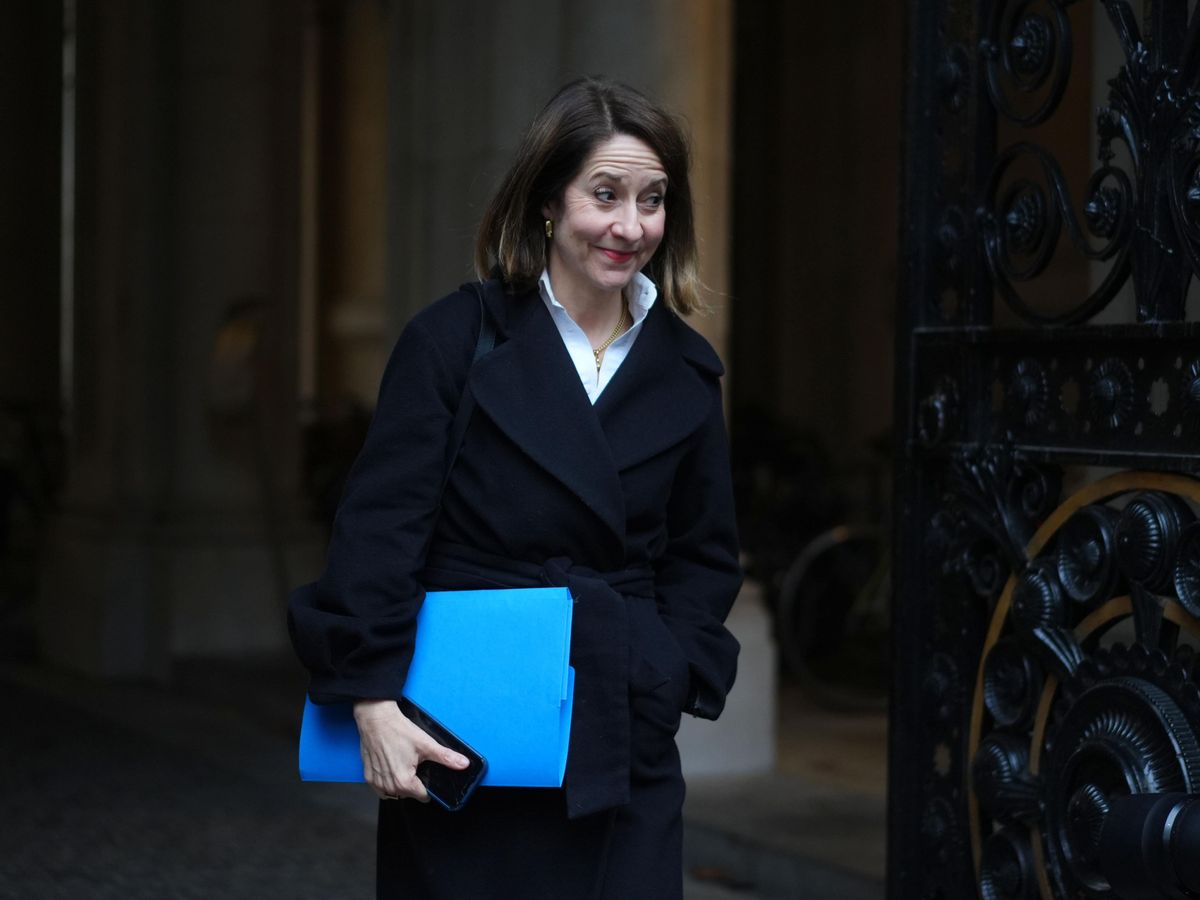 Technology Secretary threatens to block UK access to X over Grok deepfakes