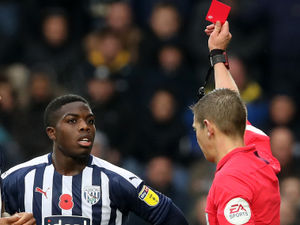 Supporting image for story: West Brom's Slaven Bilic calls for red card review