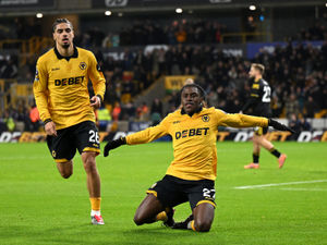 Supporting image for story: Arsenal v Wolves: Who's out and who's a doubt