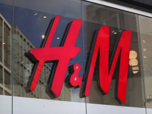 Supporting image for story: H&M pulls Justin Bieber collection after singer tells fans not to buy it