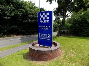 Supporting image for story: Lightning hits Bridgnorth