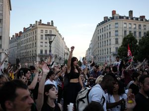 Supporting image for story: Relief mixed with concern among European leaders over French poll results