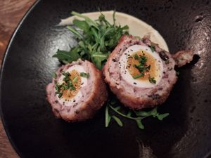 The scotch eggs 