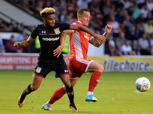 Supporting image for story: Aston Villa boss Steve Bruce hails attitude of Jordan Amavi