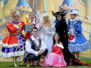 Supporting image for story: Stars flock for Wolverhampton Grand panto launch - with pictures and video