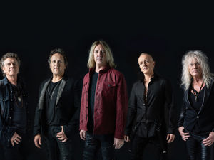 Supporting image for story: Def Leppard's Joe Elliott talks ahead of Birmingham show