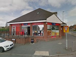 Supporting image for story: Armed thugs jailed after raids on convenience shops