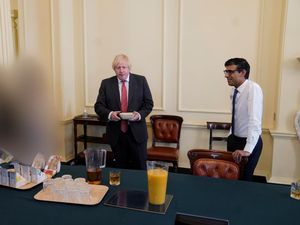 Supporting image for story: Boris Johnson: ‘I ate no blooming cake’ at partygate birthday bash