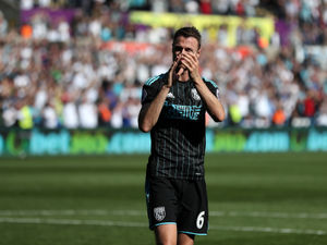 Supporting image for story: Michael O'Neill: Sir Alex Ferguson was shocked at Jonny Evans' West Brom move