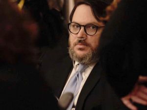 Supporting image for story: Man accused of faking death and fleeing US to avoid rape charges goes on trial