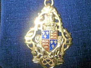 Supporting image for story: Mayoral chain stolen in raid