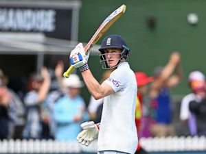 Supporting image for story: The best player in the world – Joe Root hails in-form England batter Harry Brook