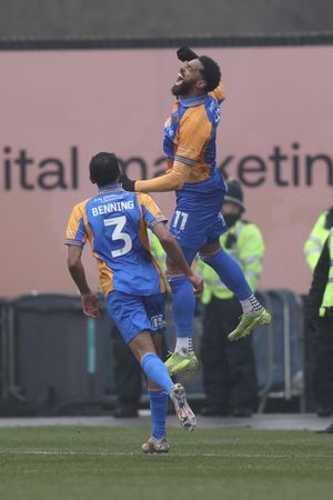 EDITORIAL USE ONLY. No use with unauthorized audio, video, data, fixture lists, club/league logos or 'live' services. Online in-match use limited to 75 images, no video emulation. No use in betting, games or single club/league/player publications