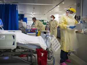 Supporting image for story: Warning that further lockdowns could be a possibility during ‘miserable winter’