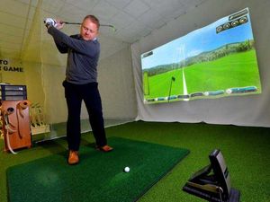 Supporting image for story: Telford's Fair weather golfers can now tee off in style