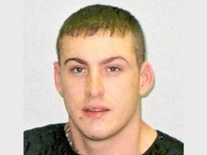 Supporting image for story: Police hunt for Telford man on the run