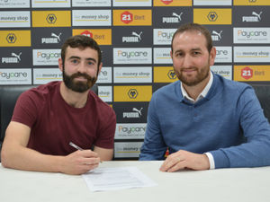 Supporting image for story: Interview: Jack Price signs new Wolves contract