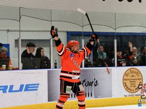 Supporting image for story: Telford Tigers confirm the signing of James Smith