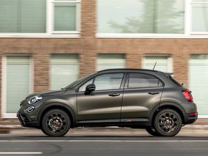 Supporting image for story: Fiat expands 500X range with S-design trim