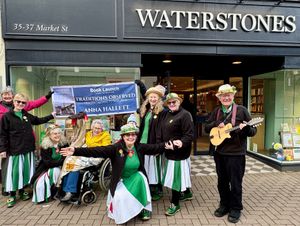 Anna Hallett outside Waterstones – Lichfield
Supported by Beggars’ Oak Clog.
