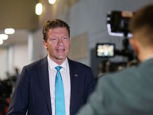 Supporting image for story: Reform leader Tice: UK is at the ‘Everest base camp of sectarian politics’