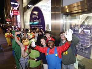 Supporting image for story: Gaming fans rush to buy new Nintendo Switch 2 before stock runs out