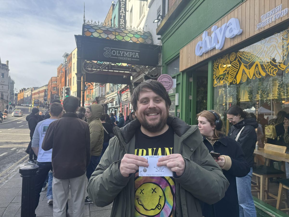 Foo Fighters fans rush to buy tickets for surprise Dublin gig