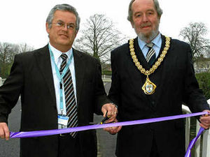 Supporting image for story: Ceremony marks Teme Bridge reopening
