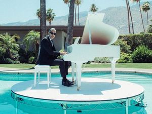 Supporting image for story: Hollywood star Jeff Goldblum enlists Peaky Blinders composer for second album