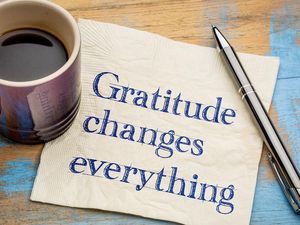 Supporting image for story: 7 science-backed reasons to count your blessings on Thanksgiving