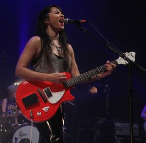 KT Tunstall. Pictures by: Andy Shaw