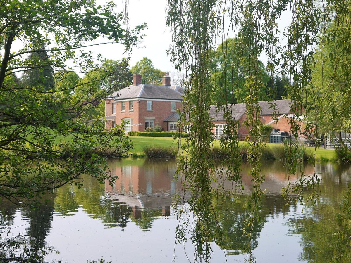 Warning issued to keep out of countys waters during heatwave following teens death