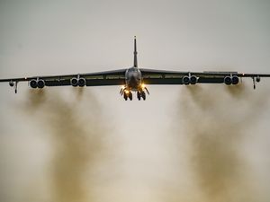 Supporting image for story: UK refusing to allow Trump to use RAF bases to attack Iran