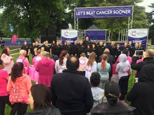 Supporting image for story: Race For Life: Hundreds turn out to Wolverhampton's West Park for annual run - in photos