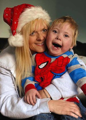 Sadie's mother Melodie and brother Mason