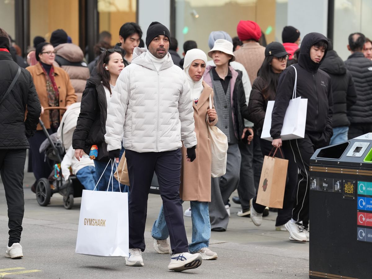 &lsquo;Bumper&rsquo; Boxing Day for UK retail destinations, analysts say