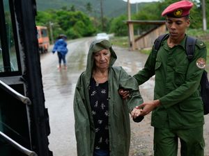 Supporting image for story: Hurricane Melissa churns across Cuba as Category 2 storm