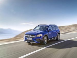 Supporting image for story: Mercedes-Benz unveils new GLB