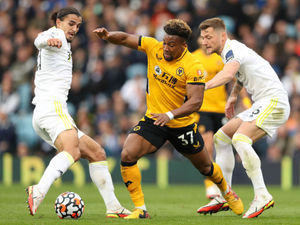 Supporting image for story: Bruno Lage: Wolves working to tie down main men