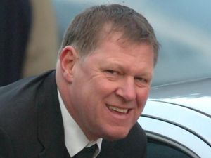 Supporting image for story: Nigel Spink: New keeper still an Aston Villa priority