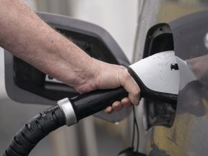 Supporting image for story: Two in three EV drivers have waited more than 10 minutes to use charger – survey