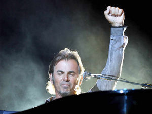 Supporting image for story: Journey back to rock Birmingham LG Arena