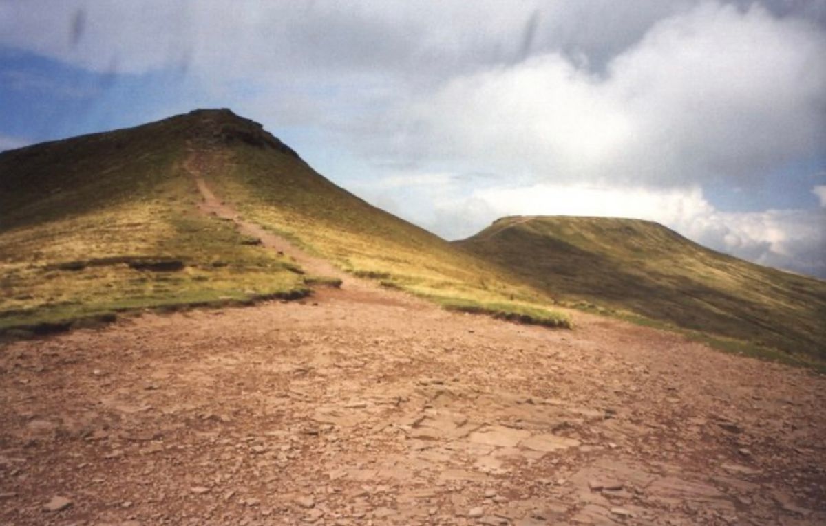 Group to standardise Welsh placename spellings within Bannau Brycheiniog National Park