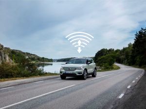 Supporting image for story: Volvo over-the-air updates to boost electric XC40’s range