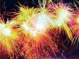 Supporting image for story: Wood pallets appeal for bonfire spectacular