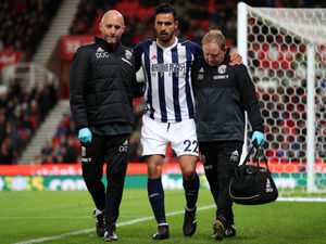 Supporting image for story: Alan Pardew wants a creative midfielder in January after Nacer Chadli is ruled out for two months
