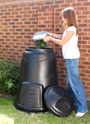 Supporting image for story: Learn about composting at Llangammarch Wells