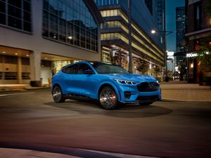 Supporting image for story: Ford reveals high-performance Mustang Mach-E GT