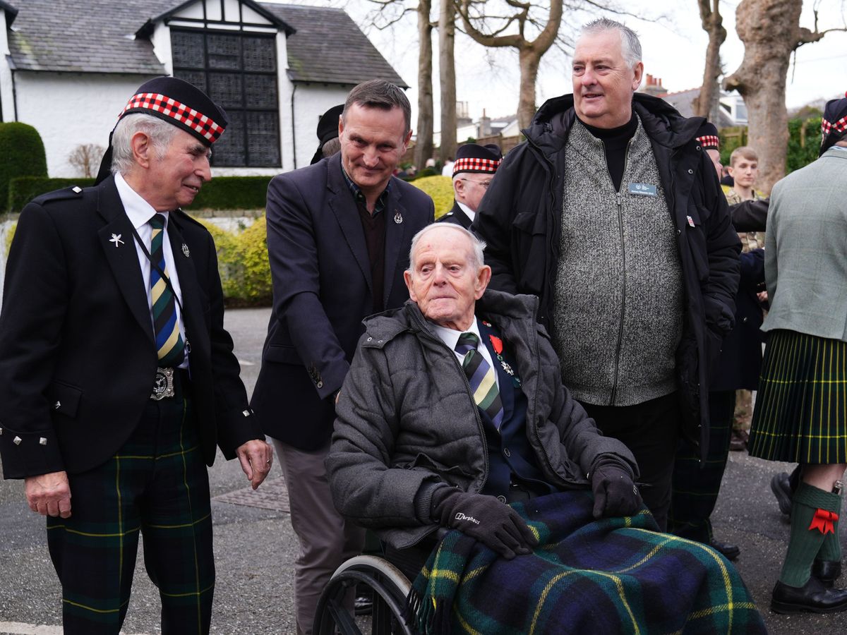 D-Day veteran celebrates 100th birthday at regimental museum